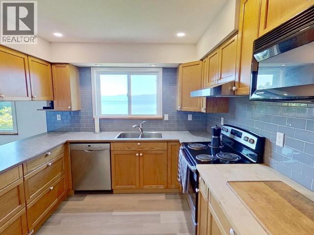 12259 Scotch Fir Point Road, Powell River, British Columbia  V8A 0M5 - Photo 2 - 19837