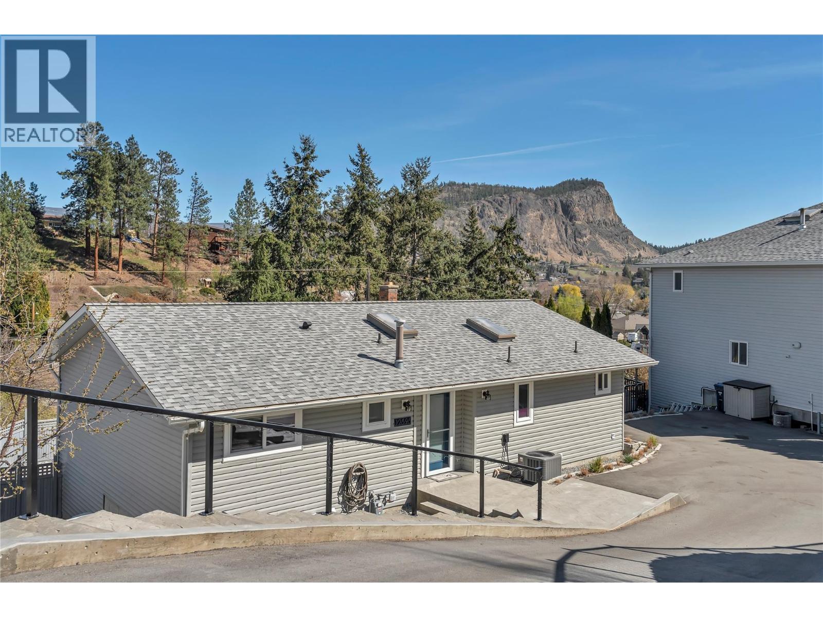 12595 Taylor Place, Summerland, British Columbia