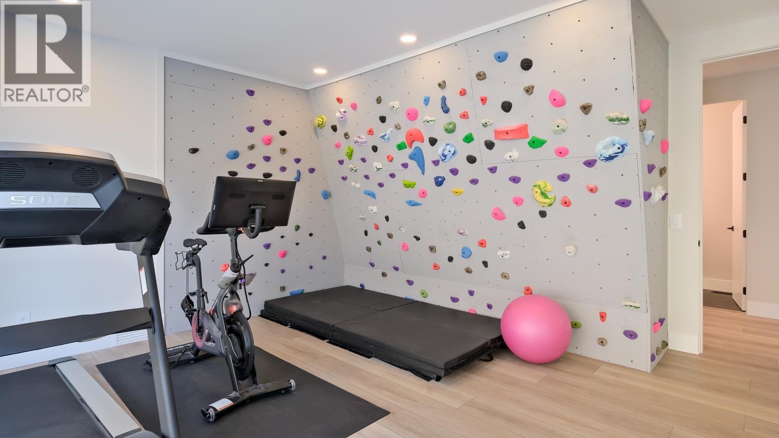 740 Pinehaven Court, Kelowna, British Columbia  V1V 2Y3 - Photo 17 - 10375961