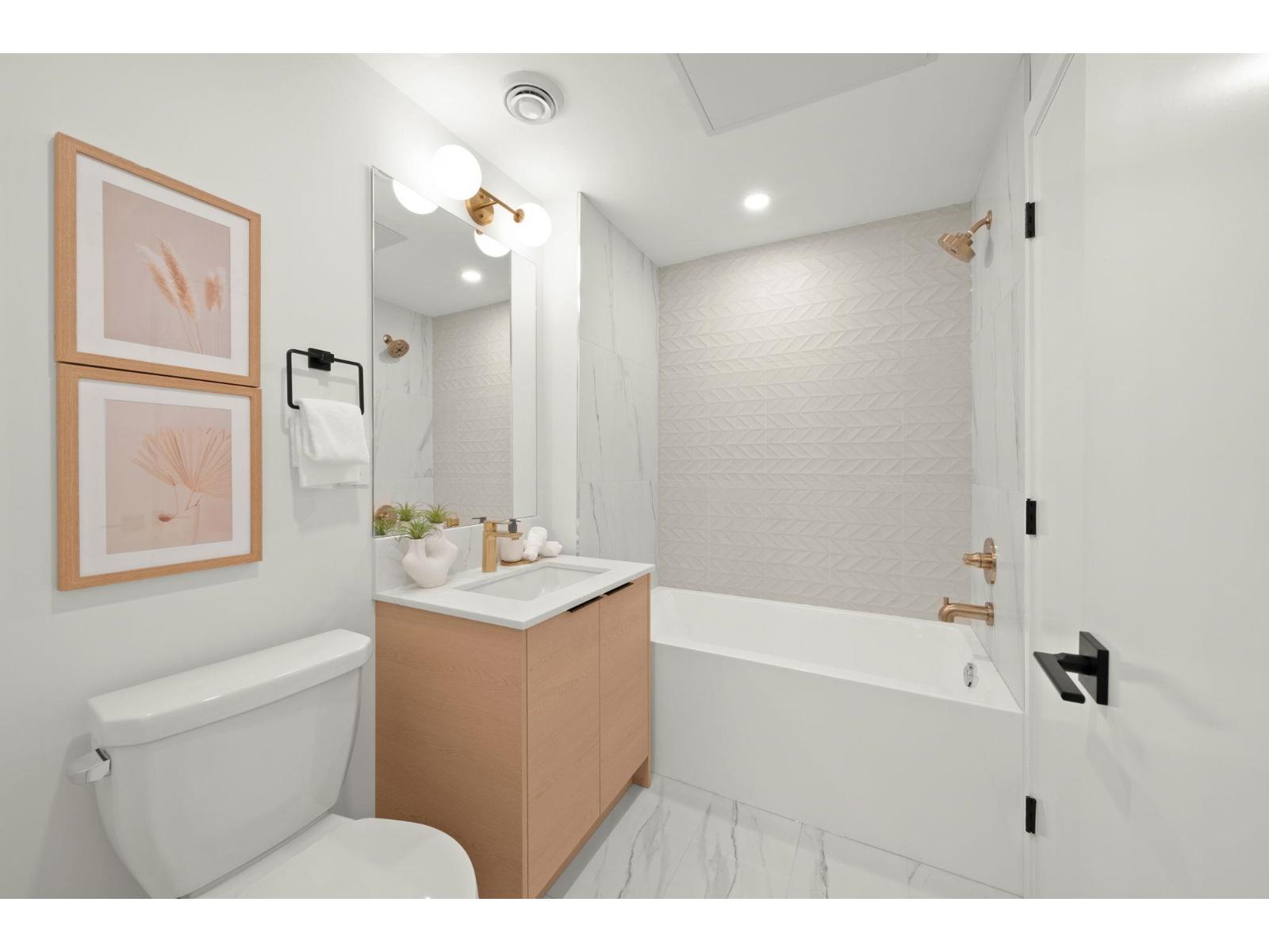 208 15353 17 Avenue, Surrey, British Columbia  V4A 1T8 - Photo 18 - R3117054