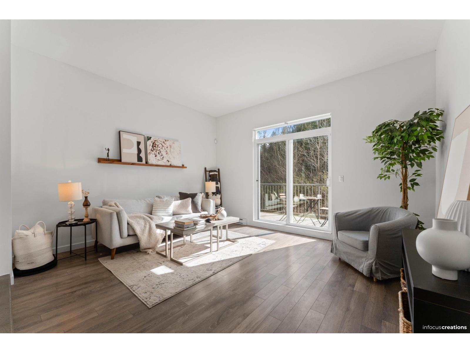 30 8130 136a Street, Surrey, British Columbia  V3W 1H9 - Photo 2 - R3117059