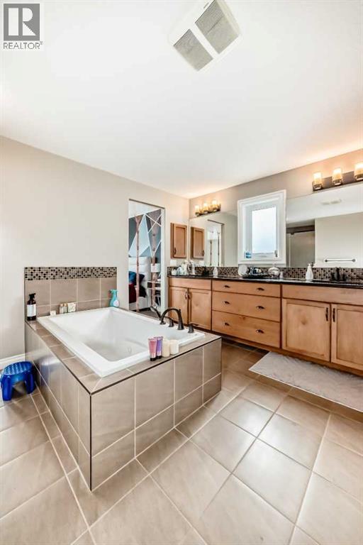 345 Marquis Landing Se, Calgary, Alberta  T3M 2H4 - Photo 15 - A2305000