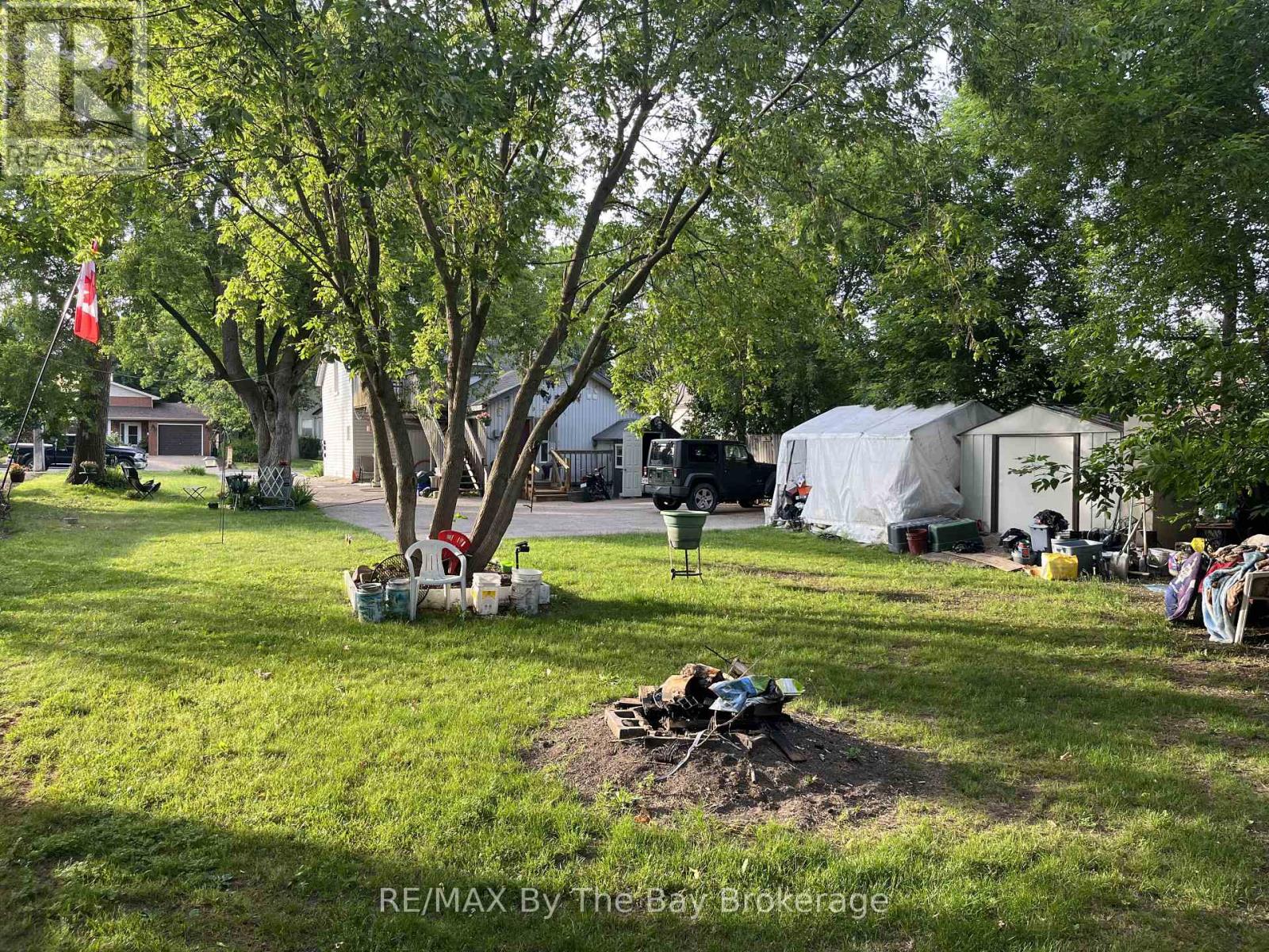 13 Henry Street, Barrie (Queen's Park), Ontario  L4N 1C5 - Photo 12 - S13055392