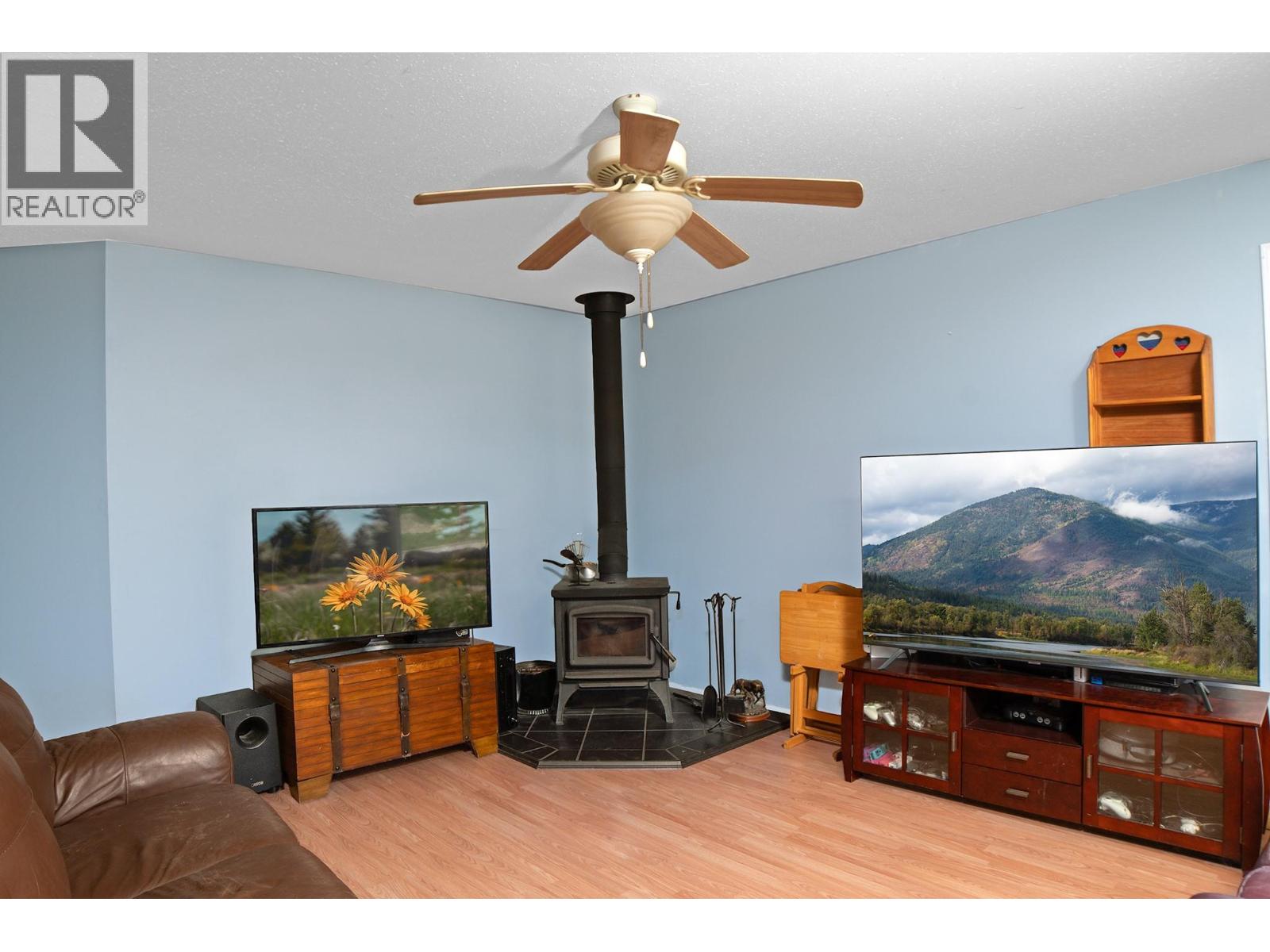 129 9th Avenue S, Creston, British Columbia  V0B 1G3 - Photo 10 - 10385004