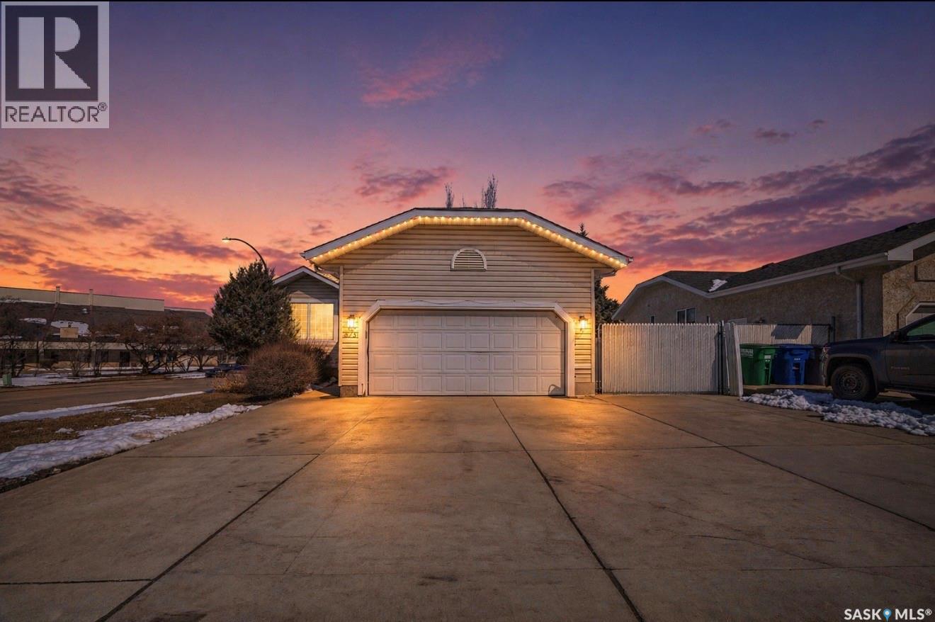 203 Konihowski ROAD, Saskatoon, Saskatchewan