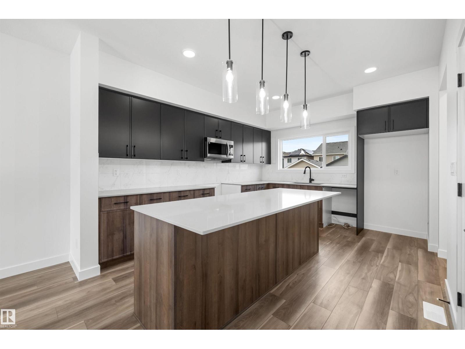 6226 175a Av Nw, Edmonton, Alberta  T5Y 4H3 - Photo 11 - E4473705