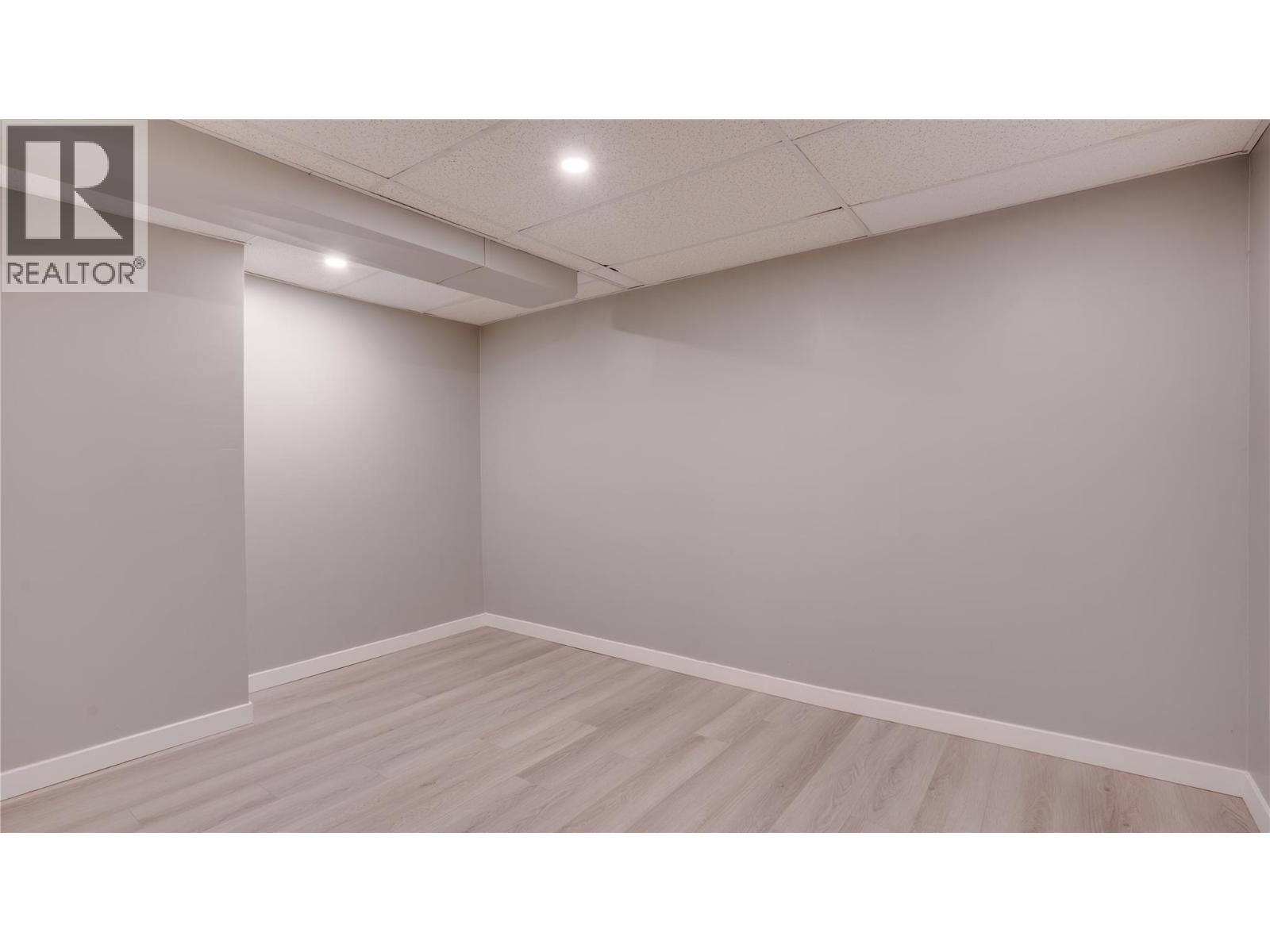 3004 37 Street, Vernon, British Columbia  V1T 6G5 - Photo 31 - 10385213