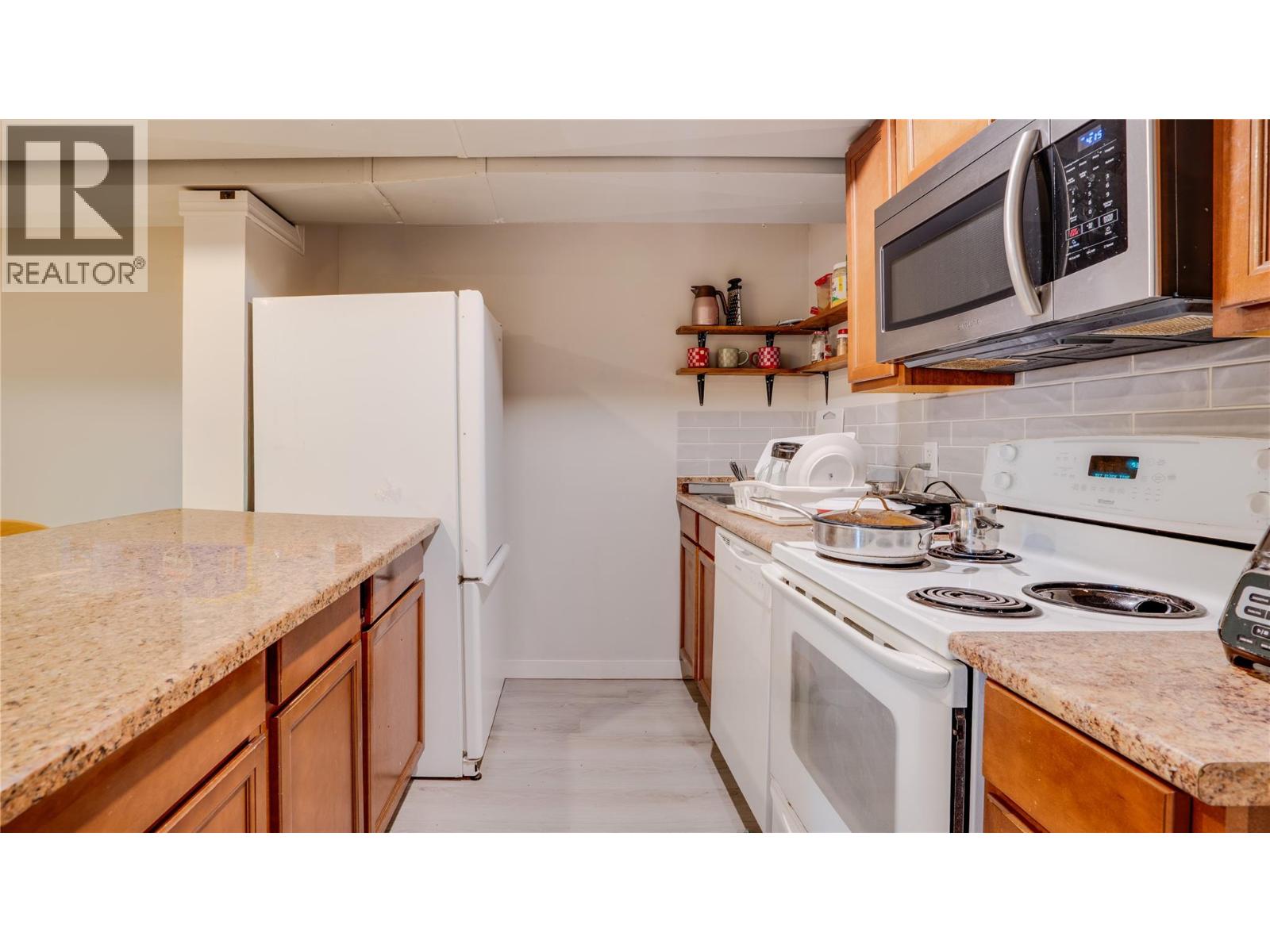 3004 37 Street, Vernon, British Columbia  V1T 6G5 - Photo 23 - 10385213