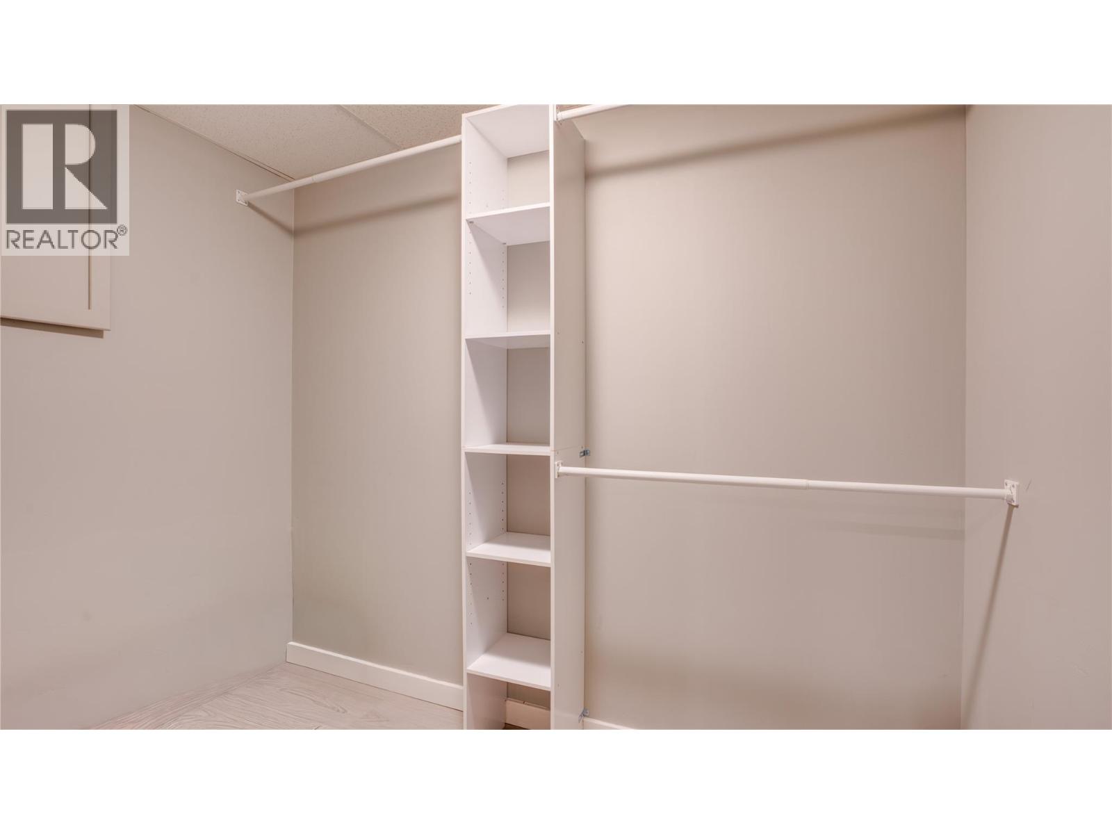 3004 37 Street, Vernon, British Columbia  V1T 6G5 - Photo 33 - 10385213