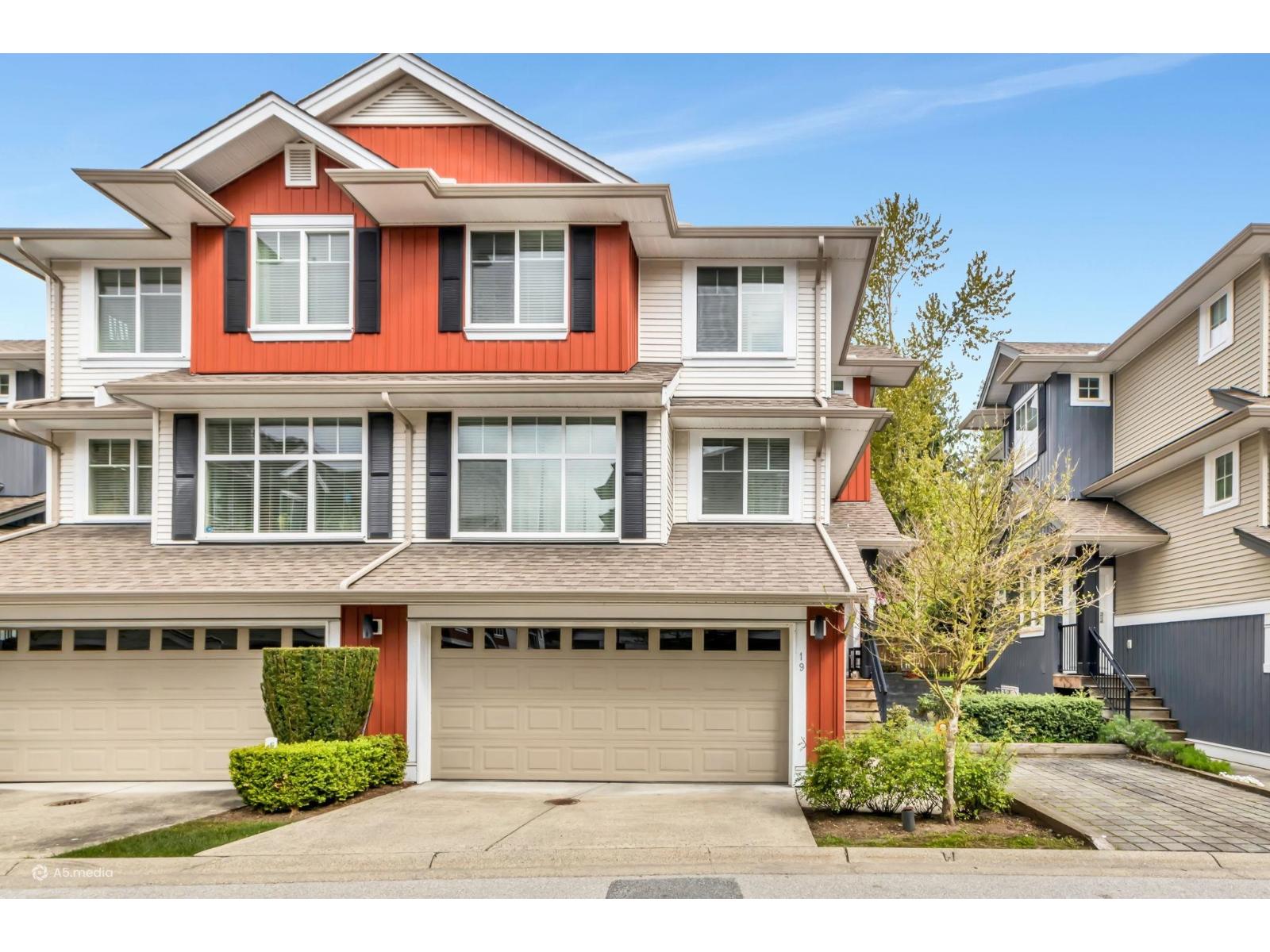 19 6956 193 Street, Surrey, British Columbia  V4N 6E7 - Photo 2 - R3116905