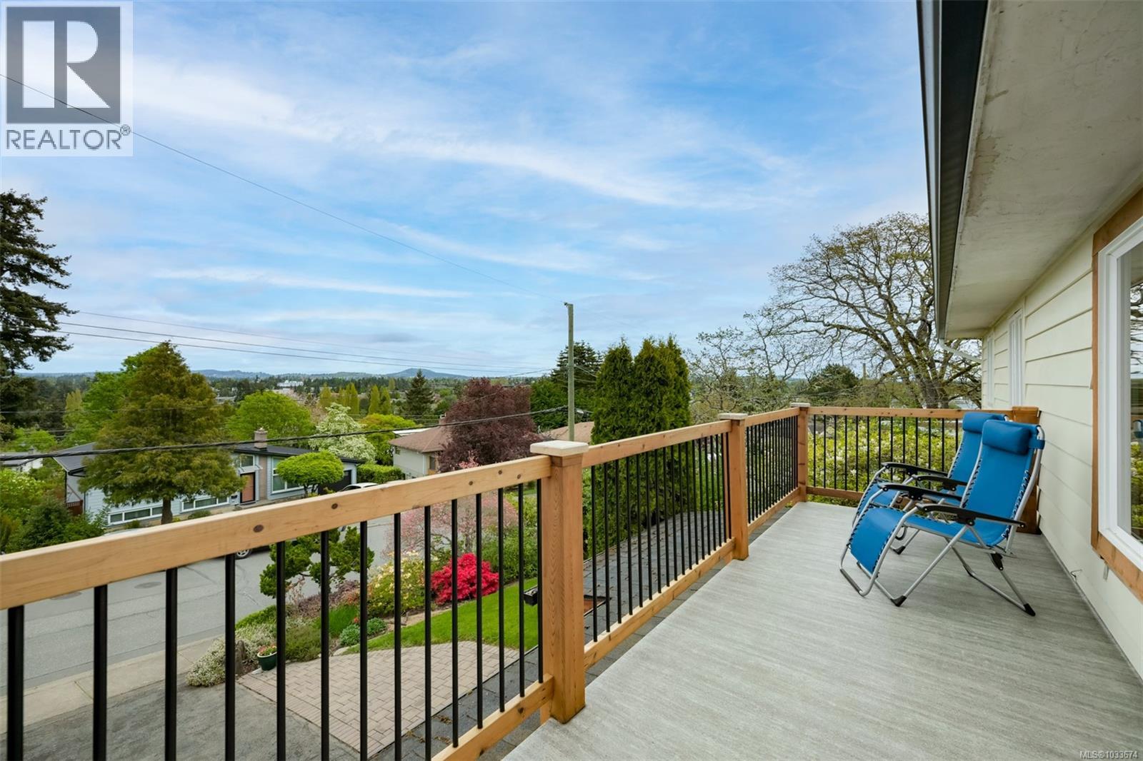 857 Rockheights Ave, Esquimalt, British Columbia  V9A 6J5 - Photo 7 - 1033674
