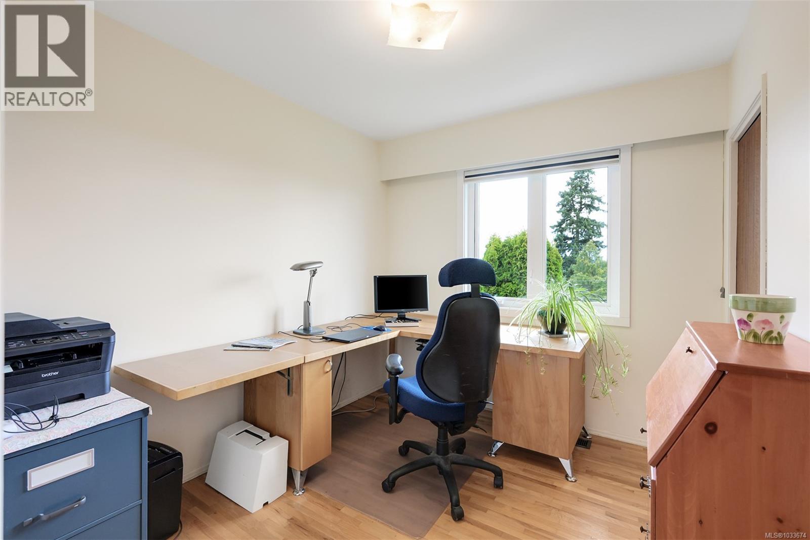 857 Rockheights Ave, Esquimalt, British Columbia  V9A 6J5 - Photo 28 - 1033674