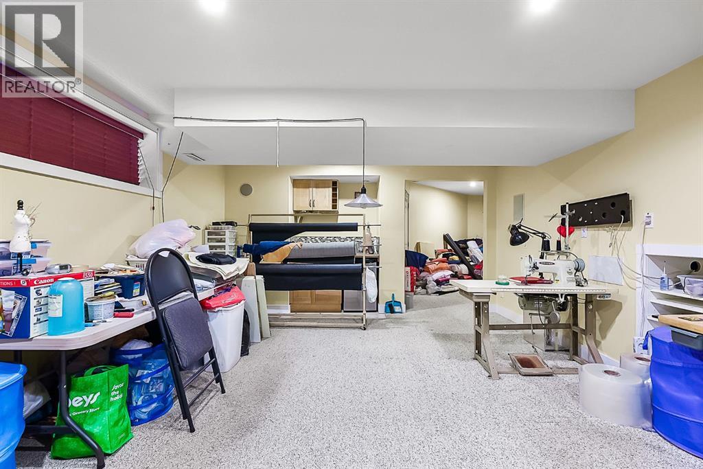13 Tuscany Ridge Mews NW, Calgary, Alberta  T3L 3B7 - Photo 21 - A2303363