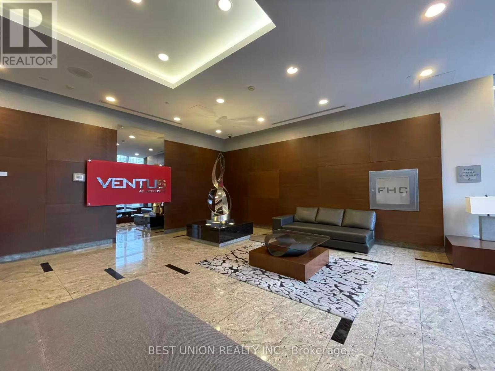 Ph20 - 181 Village Green Square, Toronto, Ontario  M1S 0L3 - Photo 3 - E13055370