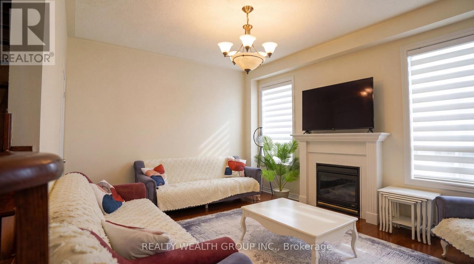 212 Vellore Woods Boulevard, Vaughan, Ontario  L4H 1Y5 - Photo 11 - N13055356