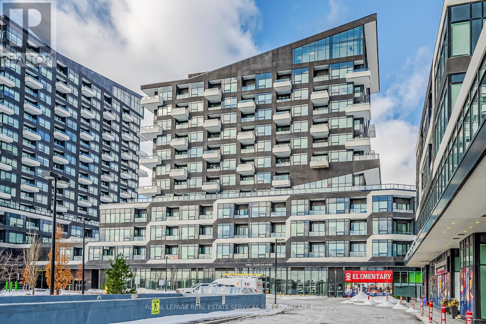 447 - 2485 TAUNTON ROAD, Oakville, Ontario