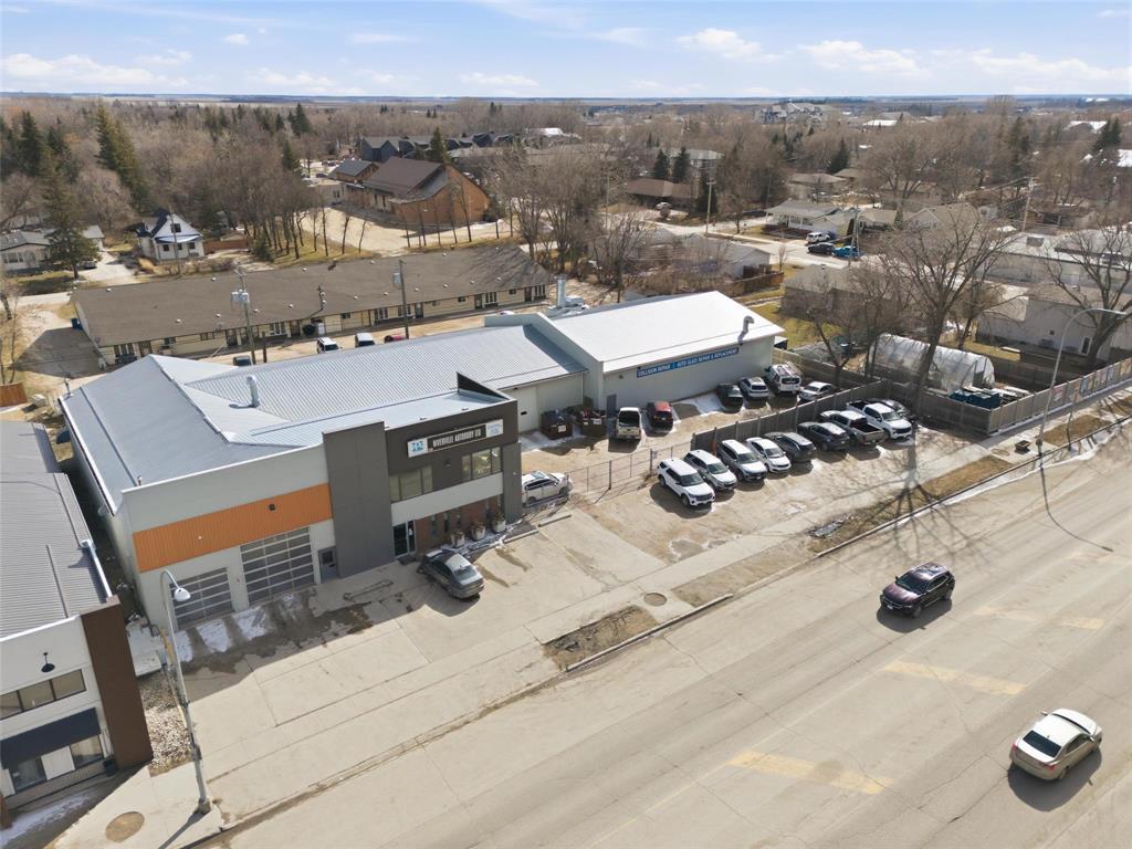 220 Main Street, Niverville, Manitoba  R5G 1Y8 - Photo 3 - 202608186