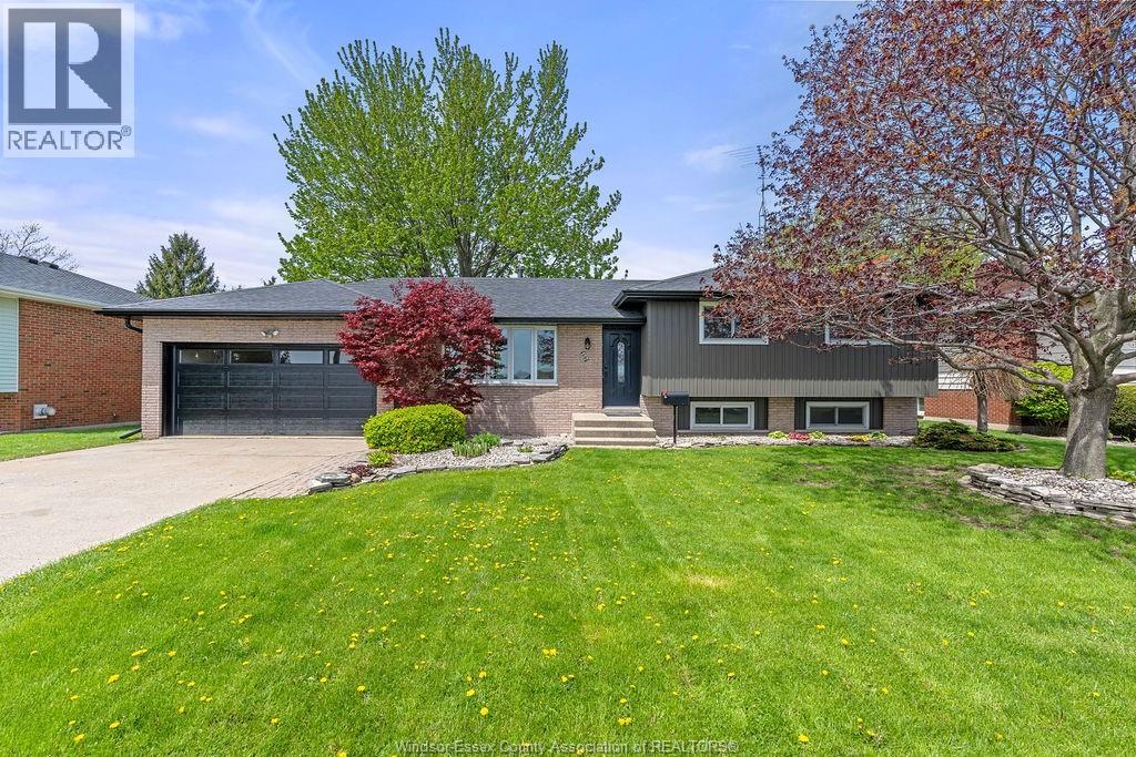 157 Fairview Avenue East, Essex, Ontario  N8M 2R3 - Photo 3 - 26007663