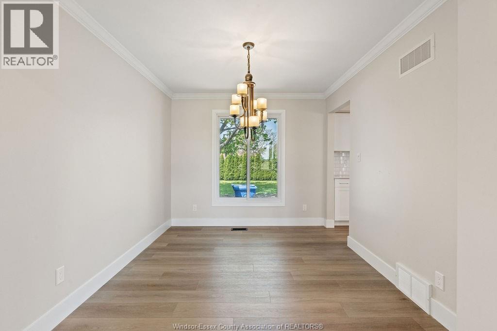 157 Fairview Avenue East, Essex, Ontario  N8M 2R3 - Photo 9 - 26007663