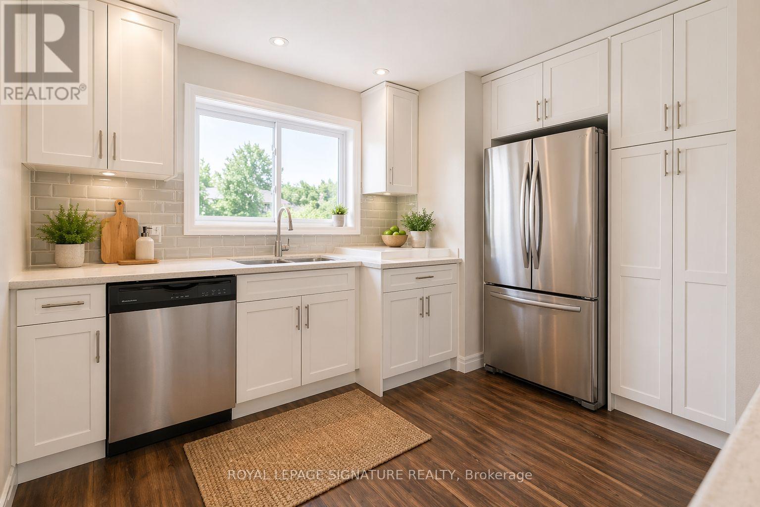 18 Independence Drive, Toronto, Ontario  M1K 3R8 - Photo 6 - E12761050