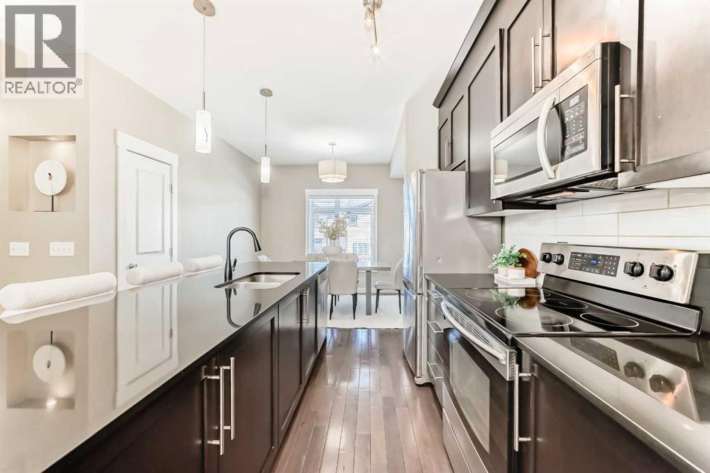 606 Skyview Point Place NE, Calgary, Alberta  T3N 0L7 - Photo 12 - A2292761