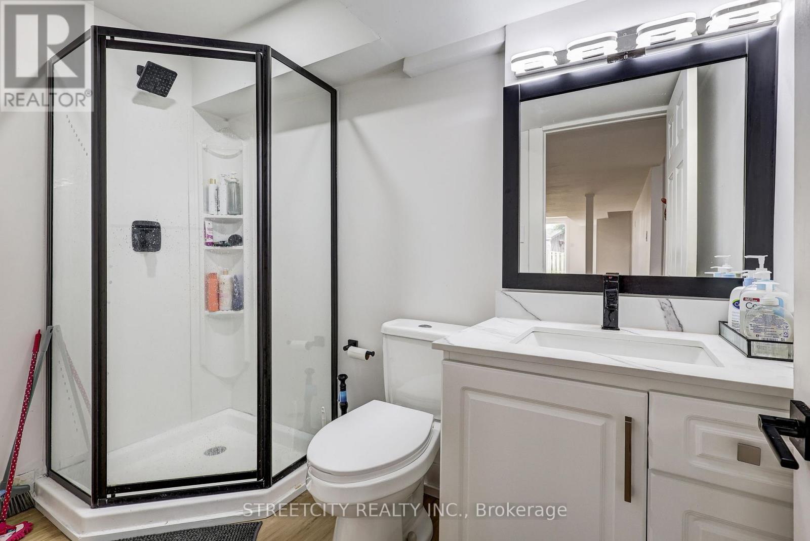 42 Alexander Circle, Strathroy-Caradoc, Ontario  N7G 0B5 - Photo 31 - X13055466