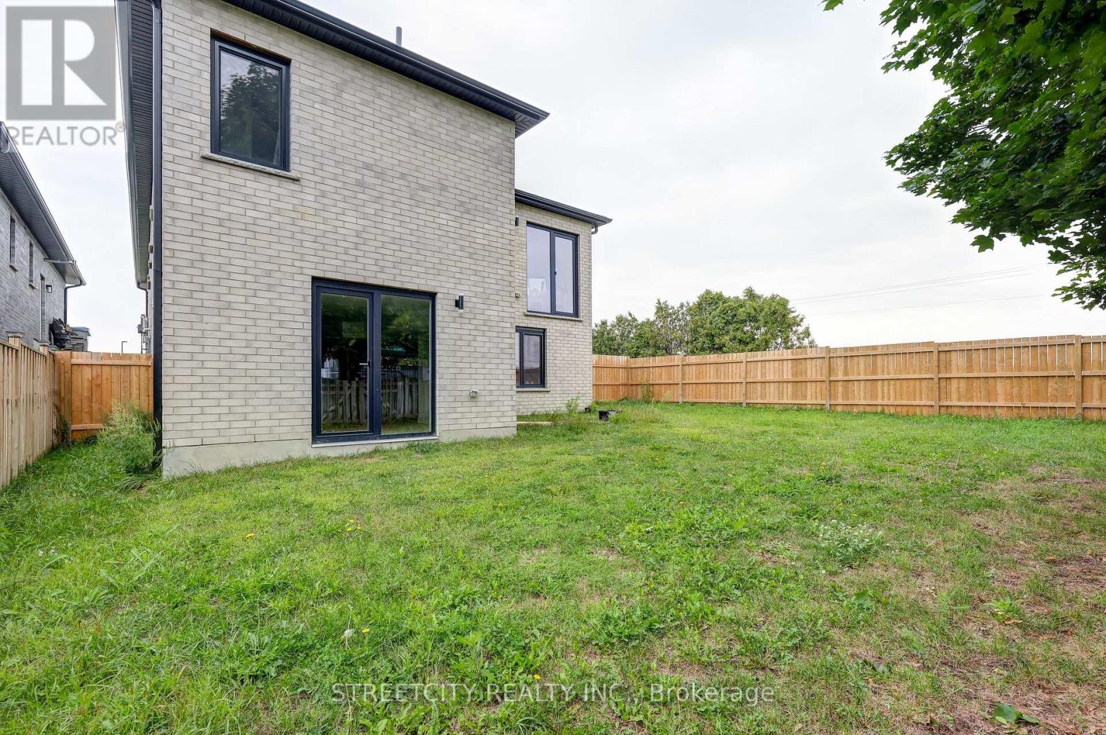 42 Alexander Circle, Strathroy-Caradoc, Ontario  N7G 0B5 - Photo 6 - X13055466