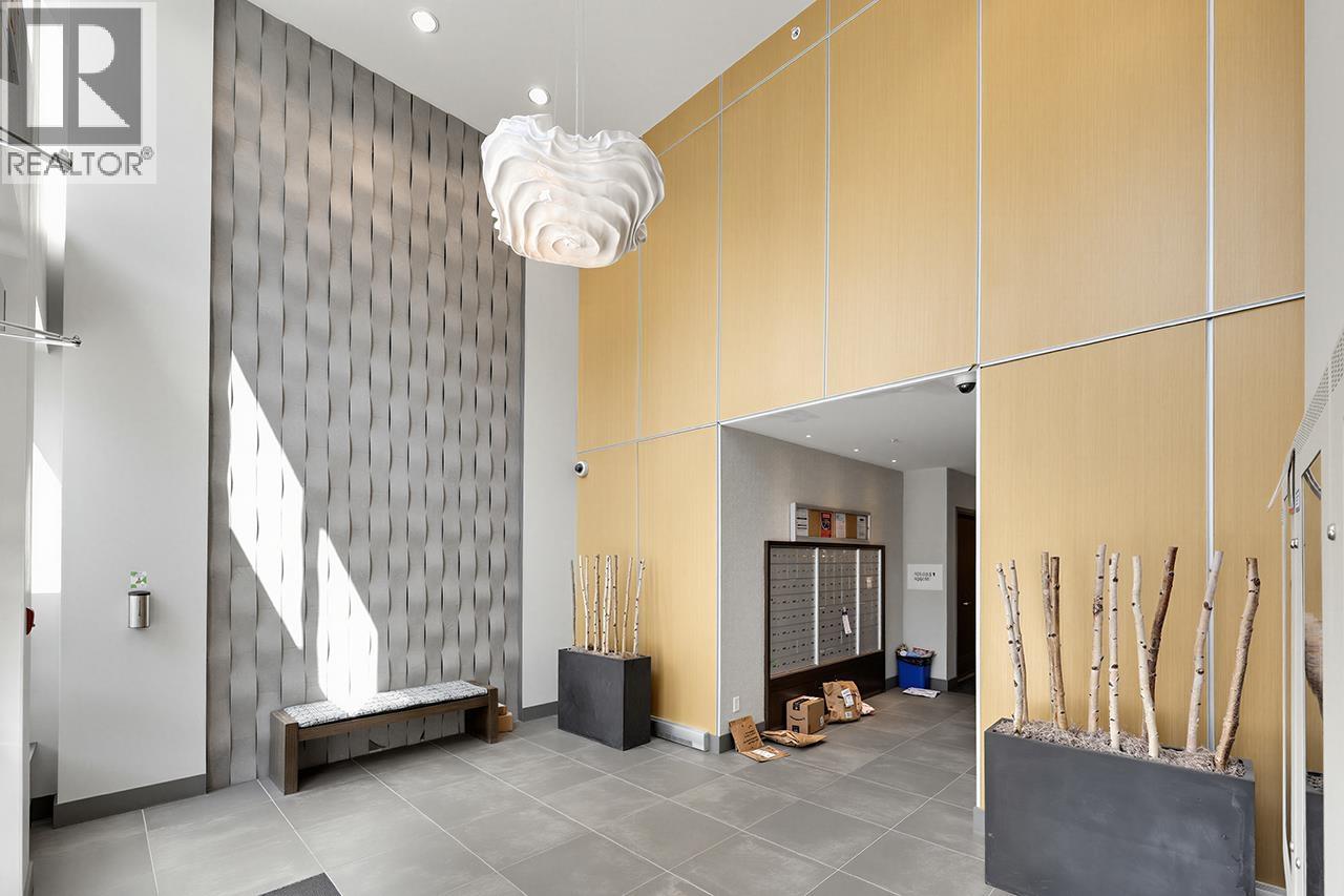 102 9080 University Crescent, Burnaby, British Columbia  V5A 0B7 - Photo 4 - R3115401