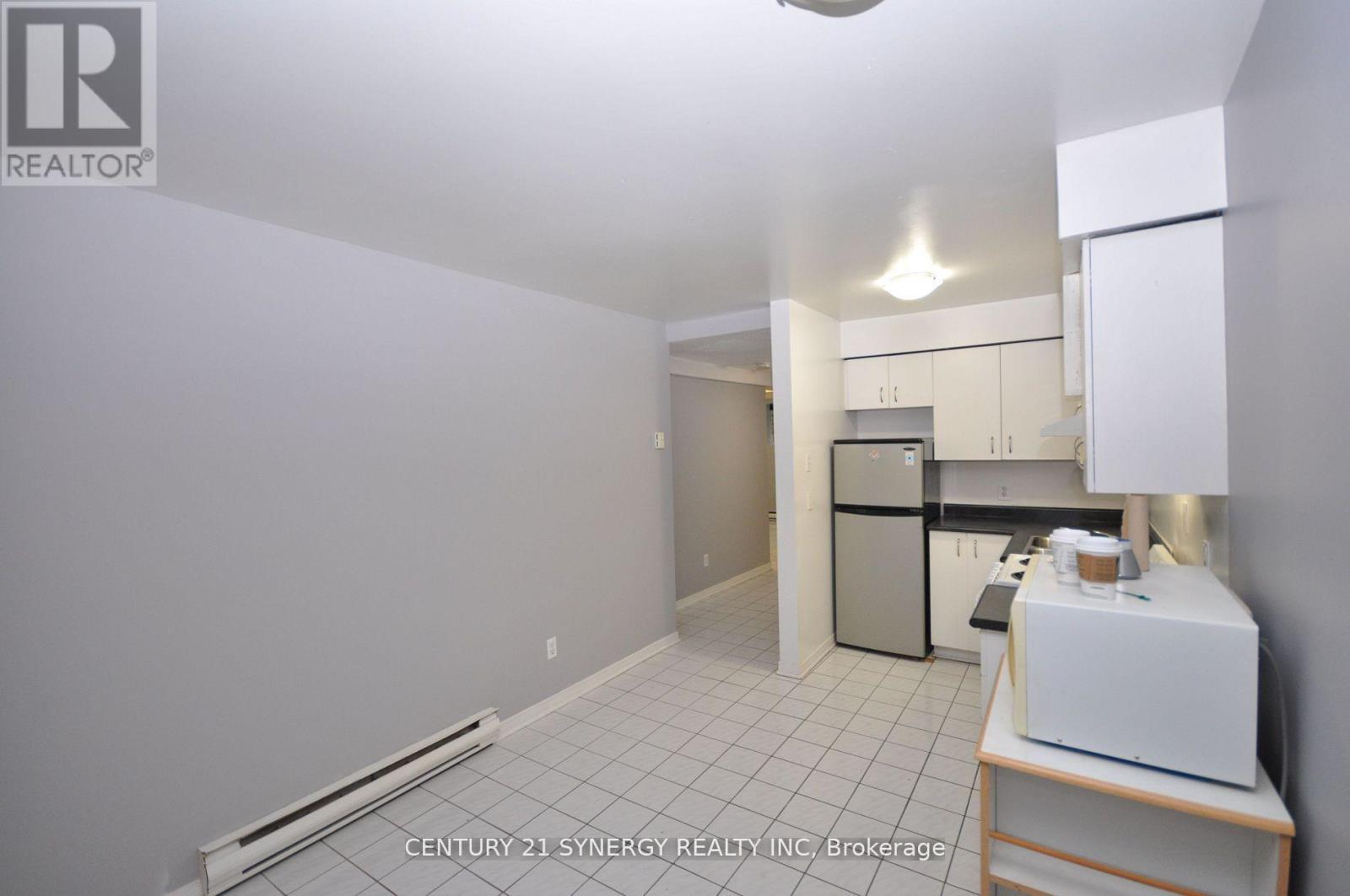 2 - 450 Maclaren Street, Ottawa, Ontario  K1R 5K6 - Photo 3 - X13055472