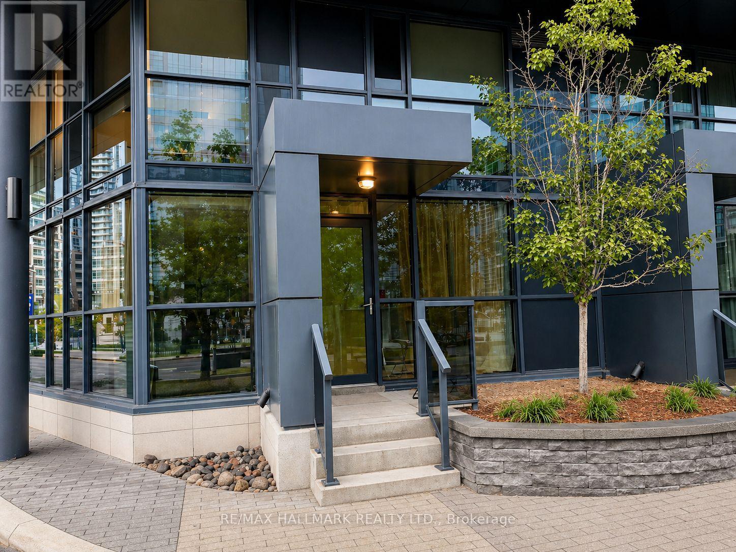 103 - 352 FRONT STREET W, Toronto, Ontario