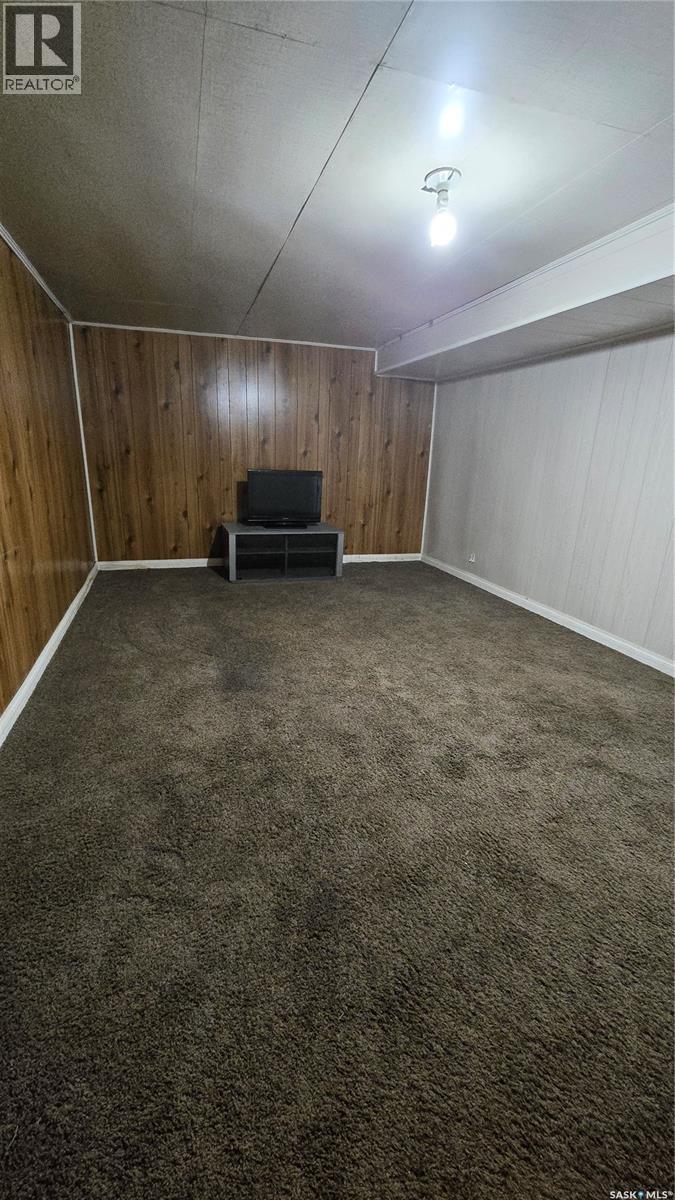 713 Prospect Avenue, Oxbow, Saskatchewan  S0C 2B0 - Photo 12 - SK029909