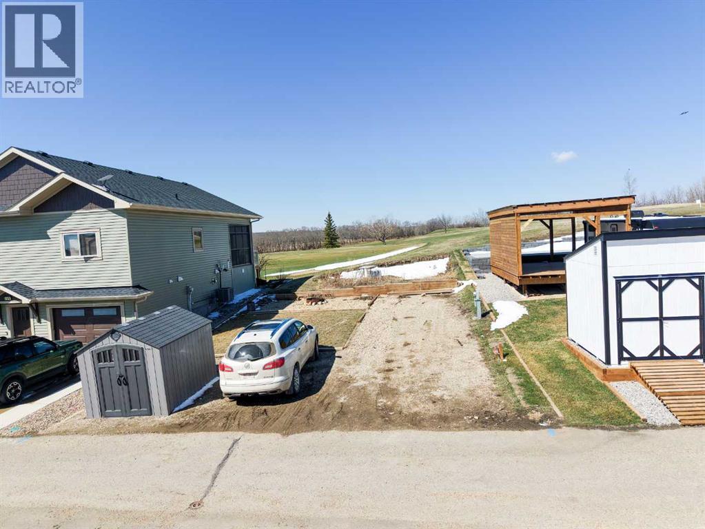 5011, 25054 South Pine Lake Road, Rural Red Deer County, Alberta  T0M 1J0 - Photo 1 - A2268299