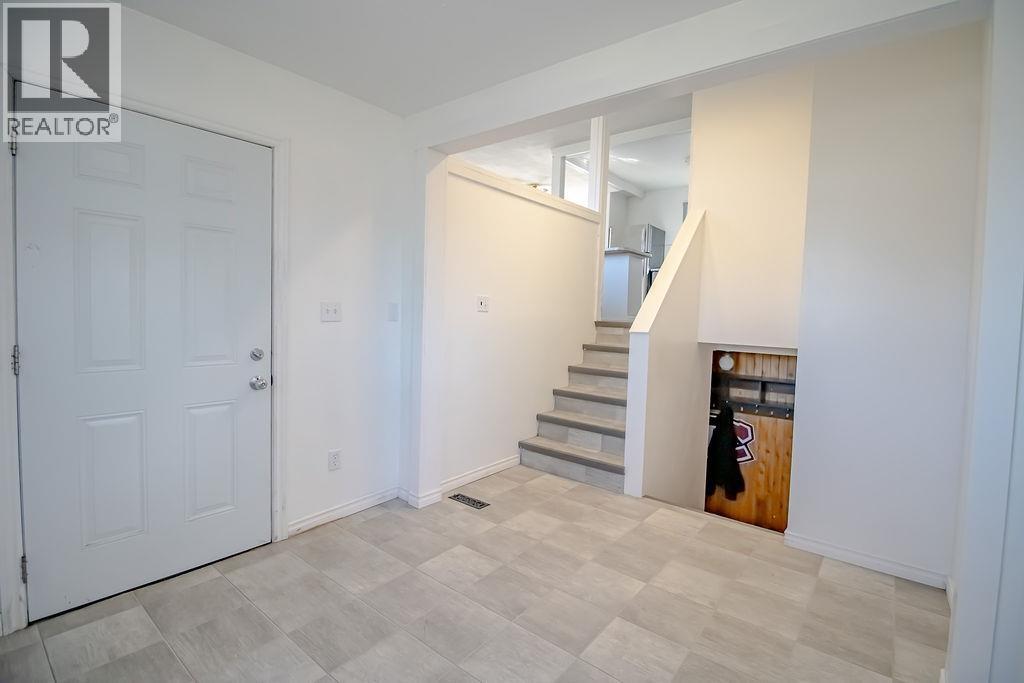 238 E 4th Avenue, Fort St. James, British Columbia  V0J 1P0 - Photo 3 - R3116868