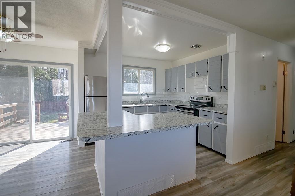 238 E 4th Avenue, Fort St. James, British Columbia  V0J 1P0 - Photo 7 - R3116868