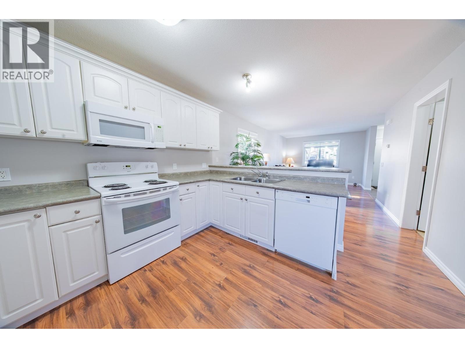 10209 103 Avenue, Fort St. John, British Columbia  V1J 2H7 - Photo 10 - R3116915