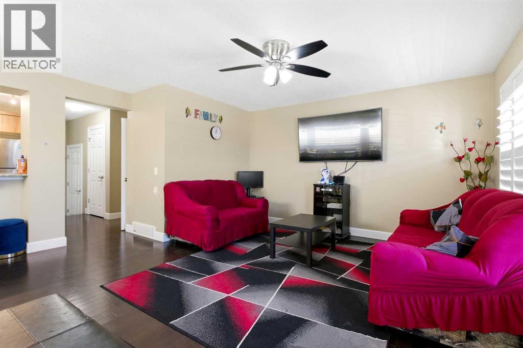 1441 Windstone Road Sw, Airdrie, Alberta  T4B 0N9 - Photo 4 - A2305331