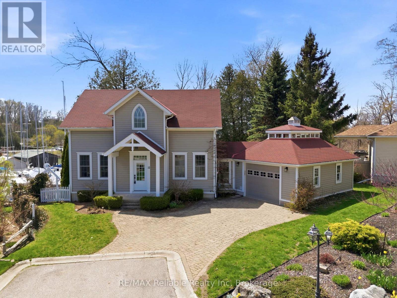 10 HIDDEN VALLEY LANE, Bluewater, Ontario