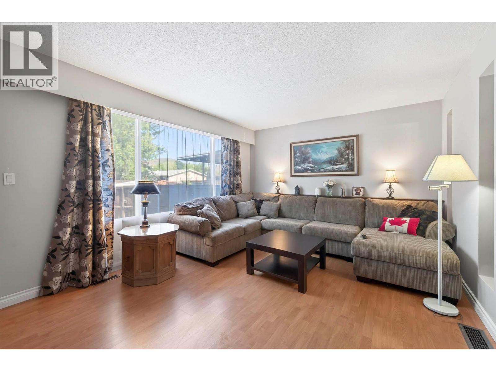 800 Southill Street Unit# 59, Kamloops, British Columbia  V2B 5L8 - Photo 3 - 10385212