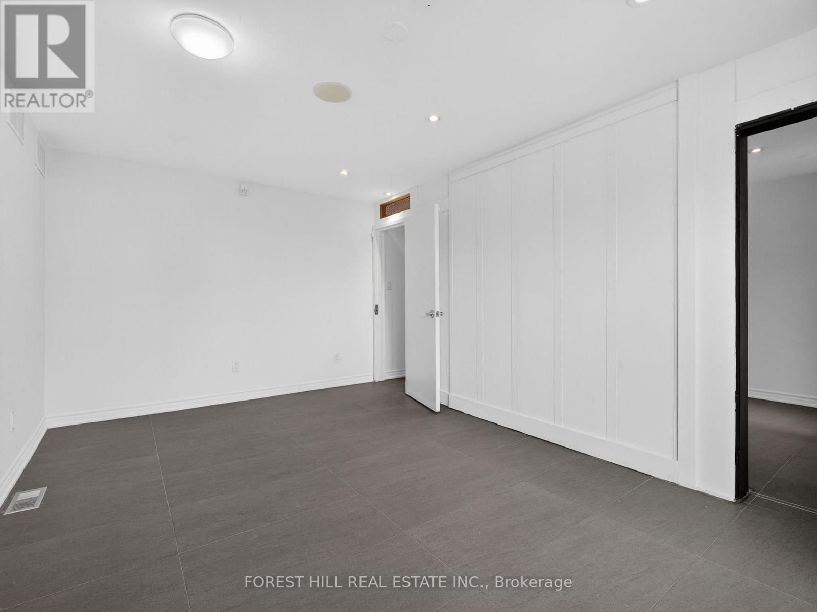 1111 College Street, Toronto, Ontario  M6H 1B4 - Photo 15 - C13055412