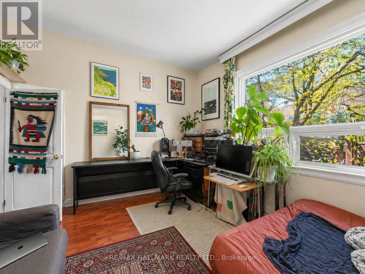 141 Palmerston Avenue, Toronto, Ontario  M6J 2J2 - Photo 16 - C13055446