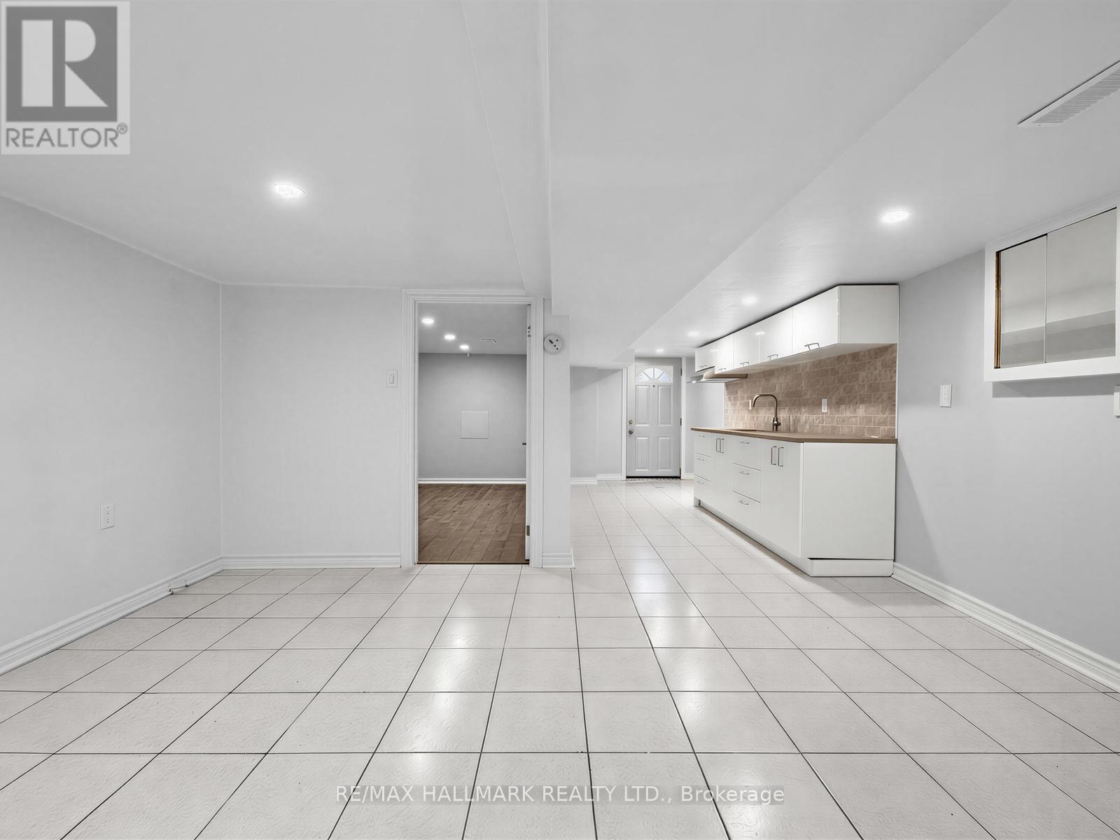 141 Palmerston Avenue, Toronto, Ontario  M6J 2J2 - Photo 19 - C13055446