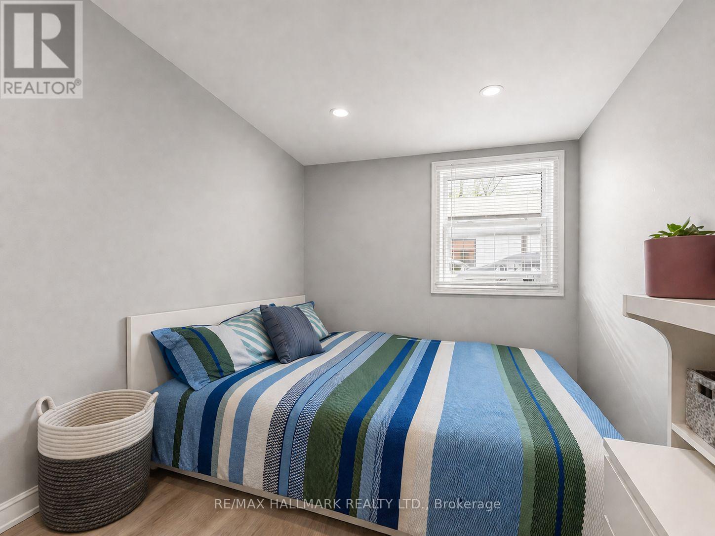 141 Palmerston Avenue, Toronto, Ontario  M6J 2J2 - Photo 8 - C13055446