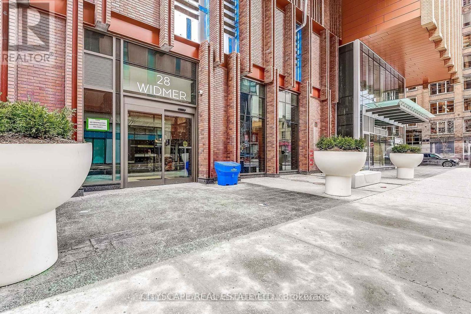 Lph - 25 - 28 Widmer Street, Toronto, Ontario  M5V 0T2 - Photo 1 - C13055456