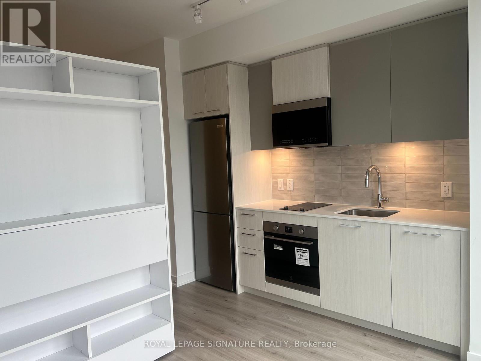 628 - 30 Dreamers Way, Toronto, Ontario  M5A 0Y7 - Photo 2 - C13055464