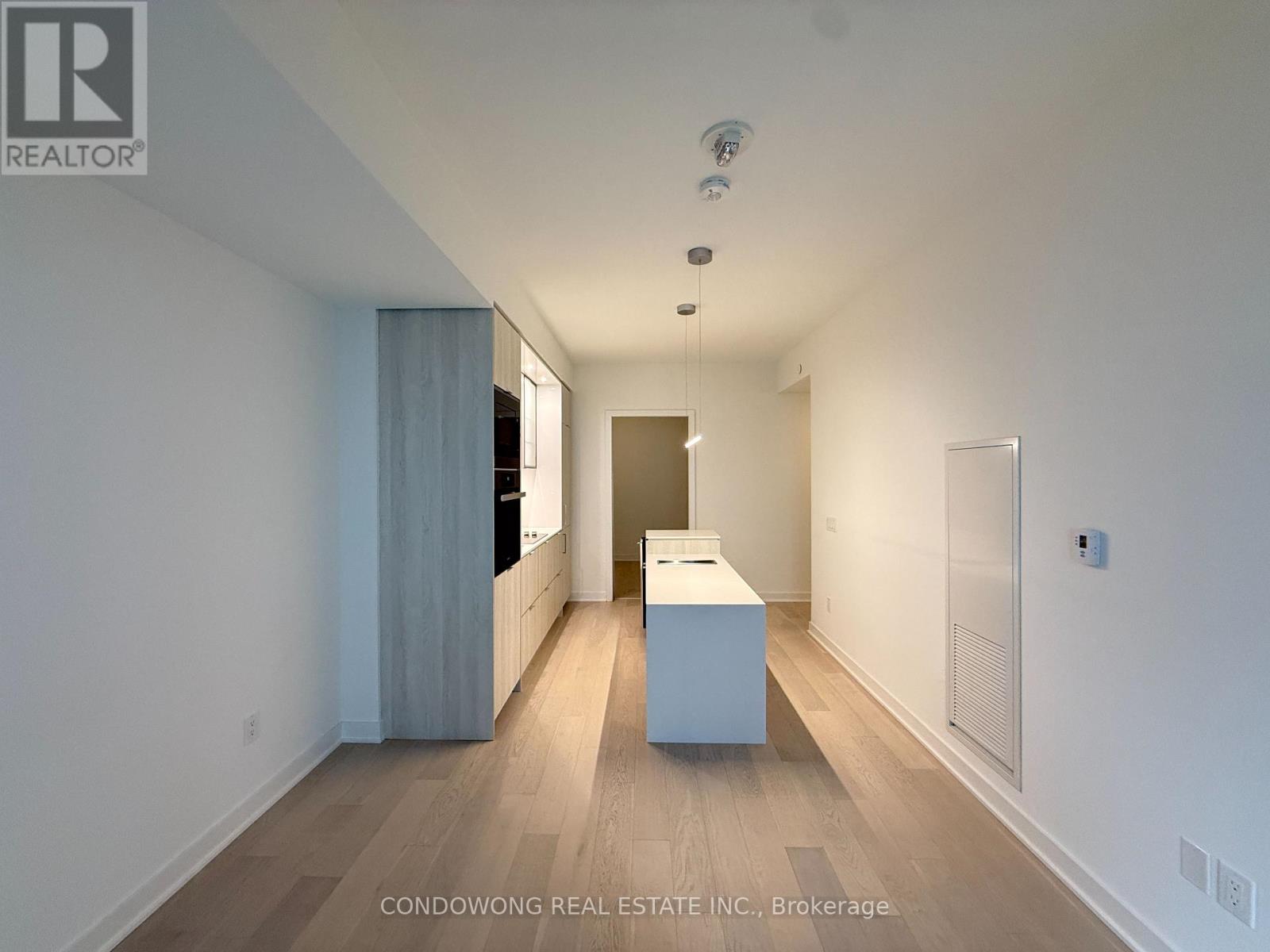 1107 - 11 Yorkville Avenue, Toronto, Ontario  M4W 1L2 - Photo 3 - C13055470