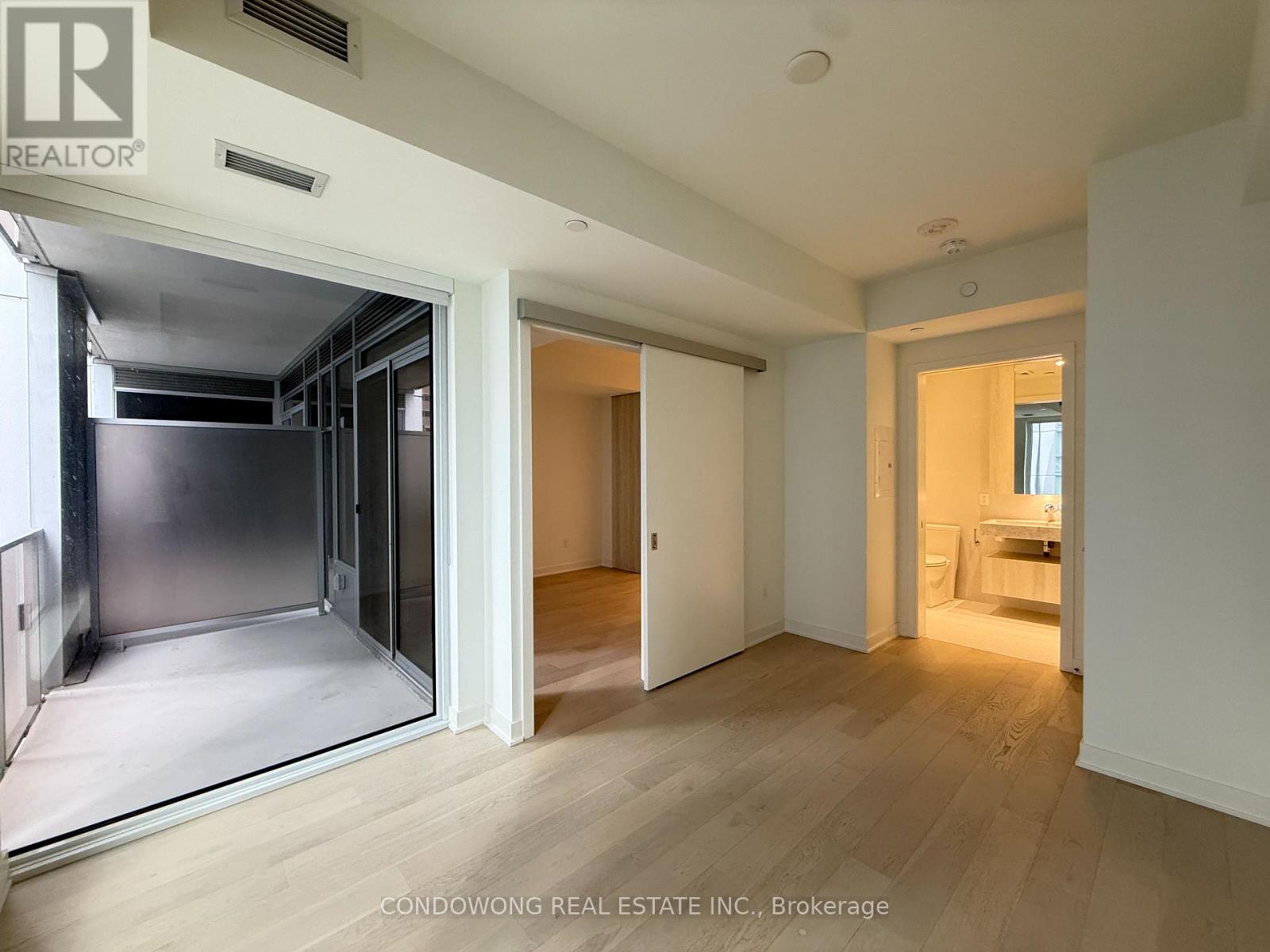 1107 - 11 Yorkville Avenue, Toronto, Ontario  M4W 1L2 - Photo 5 - C13055470