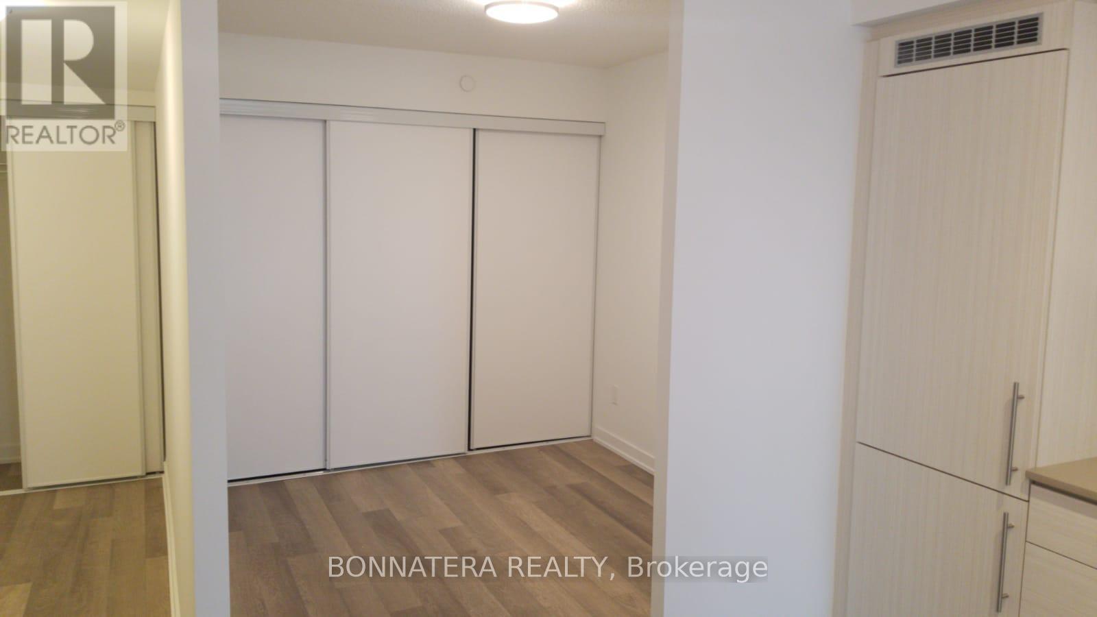 701 - 181 Huron Street, Toronto, Ontario  M5T 2B6 - Photo 8 - C13055482