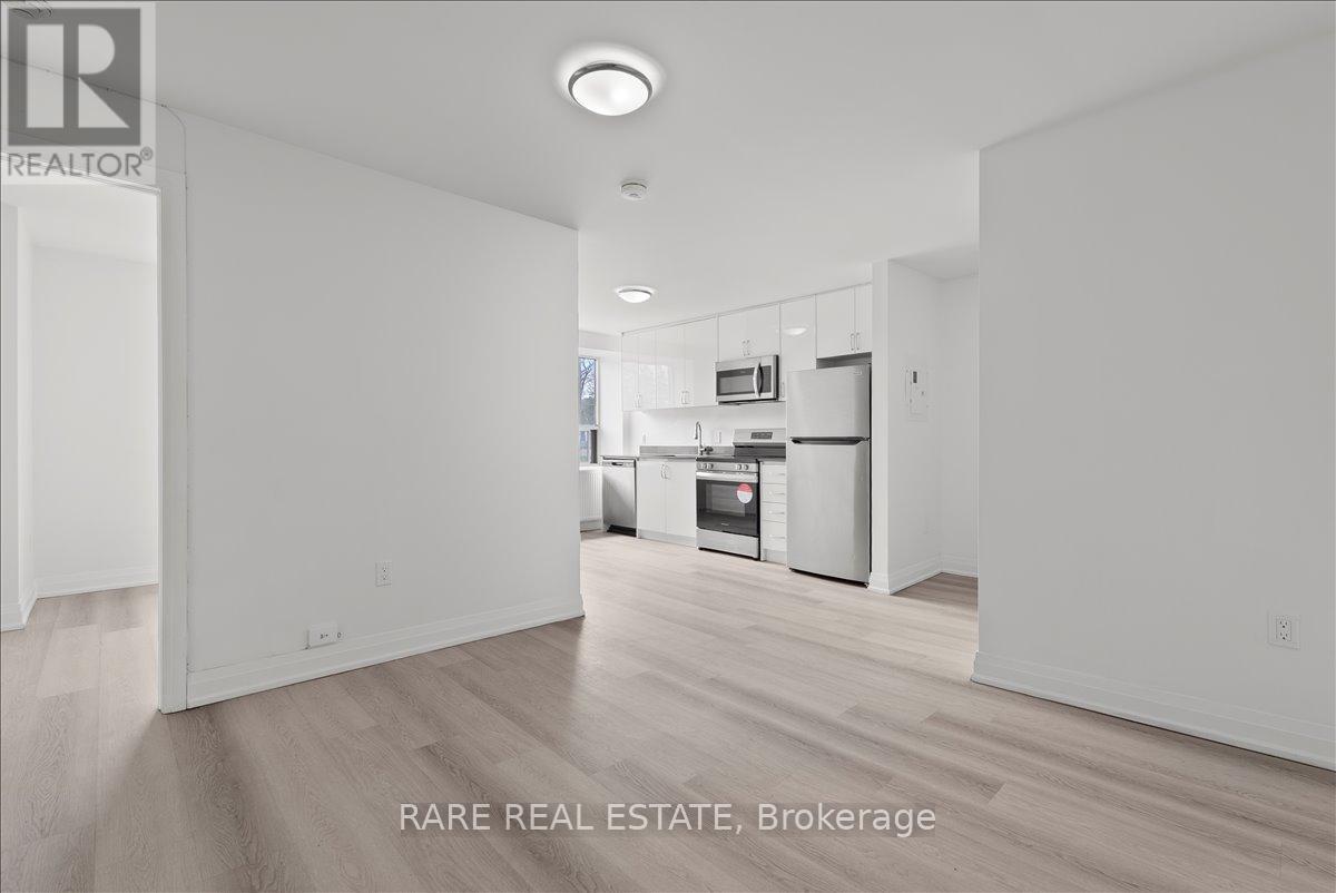 110 - 3101 Eglinton Ave Avenue E, Toronto, Ontario  M1J 2G3 - Photo 2 - E13055424