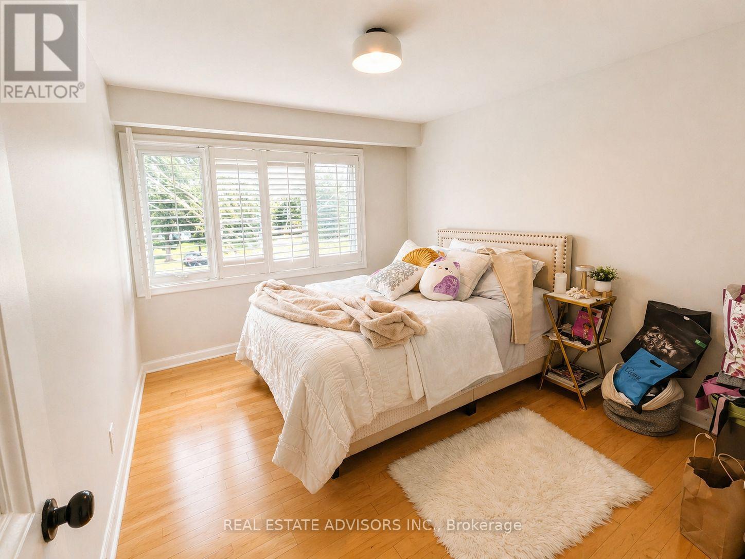 1 Lakehill Crescent, Toronto, Ontario  M1M 1E5 - Photo 5 - E13055450