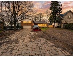 1 LAKEHILL CRESCENT, Toronto, Ontario